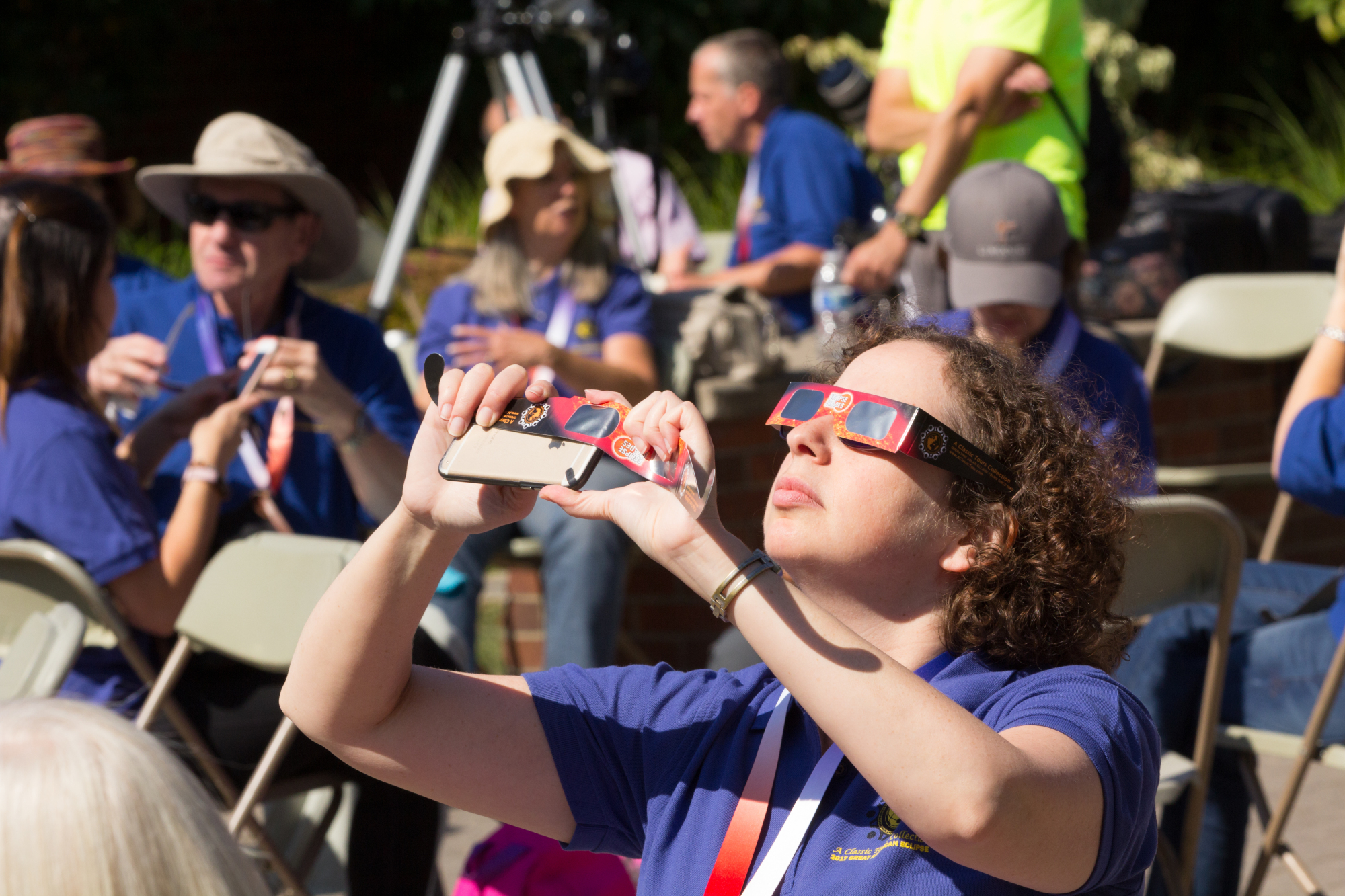 Eclipse viewer photographs the solar eclipse with iPhone